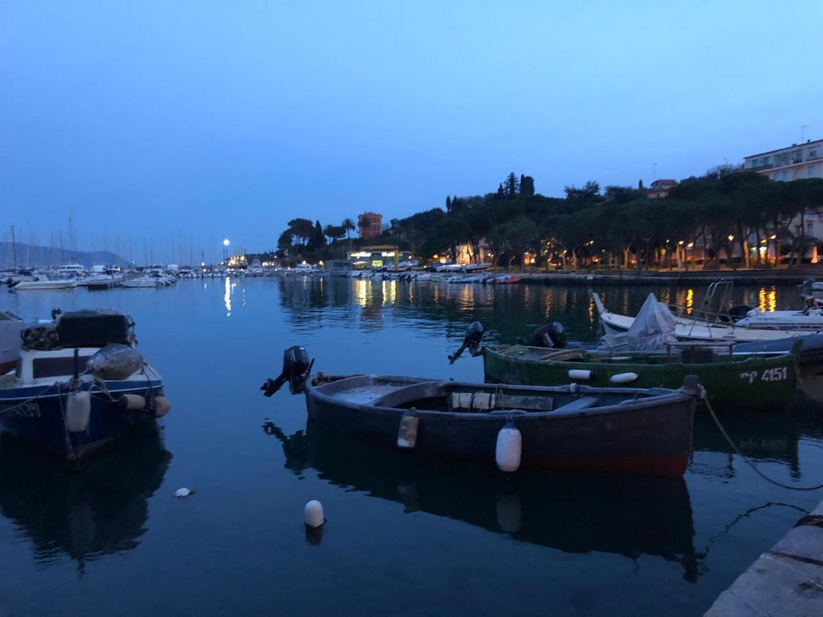 La Magia Nel Borgo Apartman Fezzano  Kültér fotó